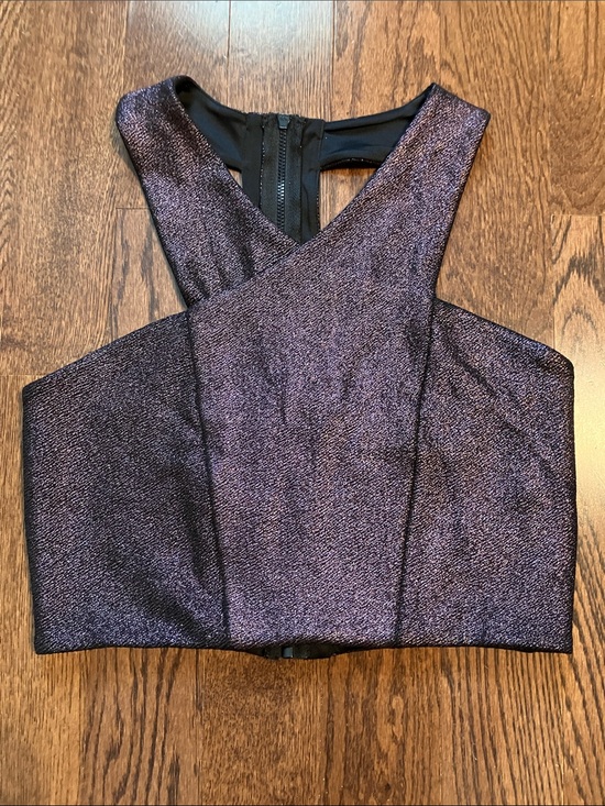 Express Tops - NWOT- One of a kind Metallic Plum Sleeveless Cropped Tank Top w free gift
